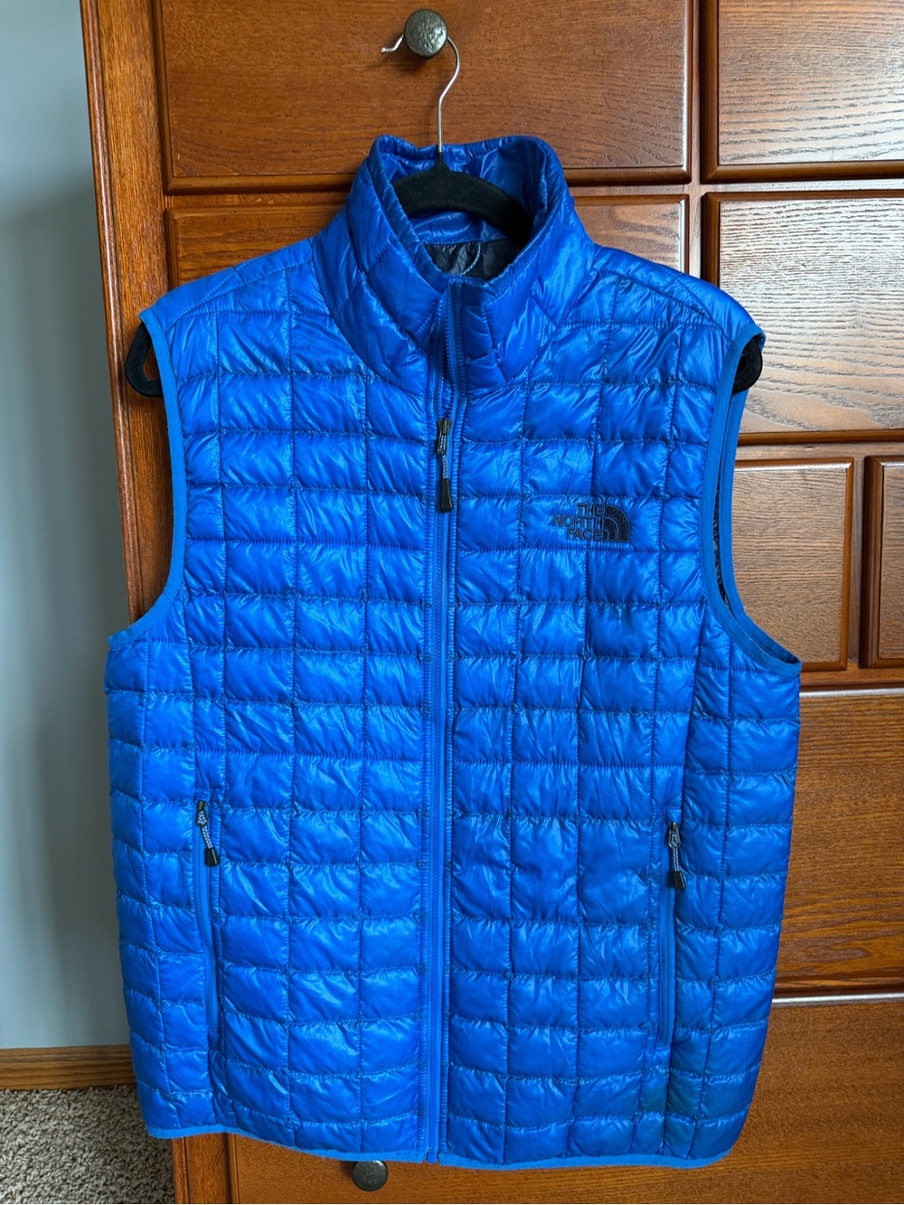 Men’s The North Face insulated vest size small